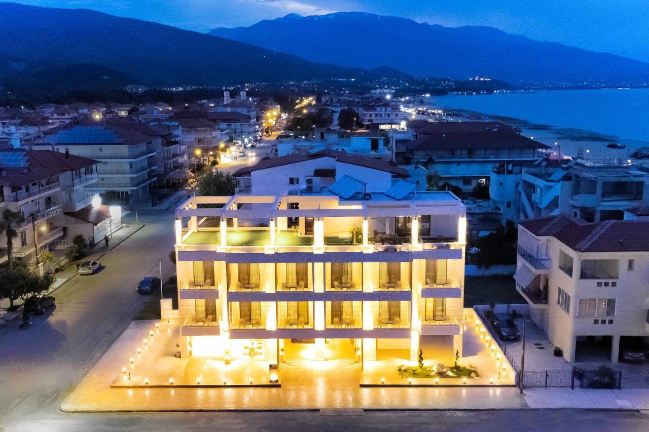 Pantheon Sea View Aparthotel Néoi Póroi Ngoại thất bức ảnh