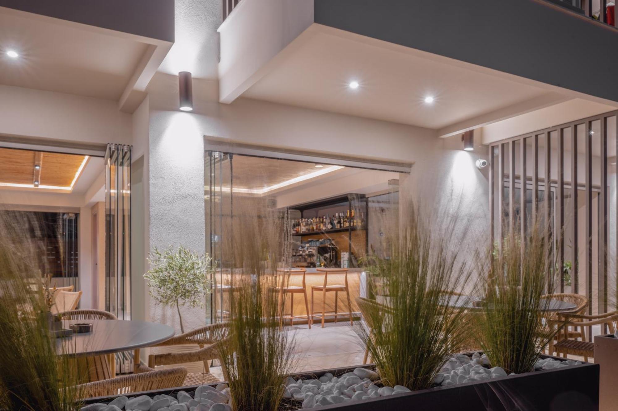Pantheon Sea View Aparthotel Néoi Póroi Ngoại thất bức ảnh