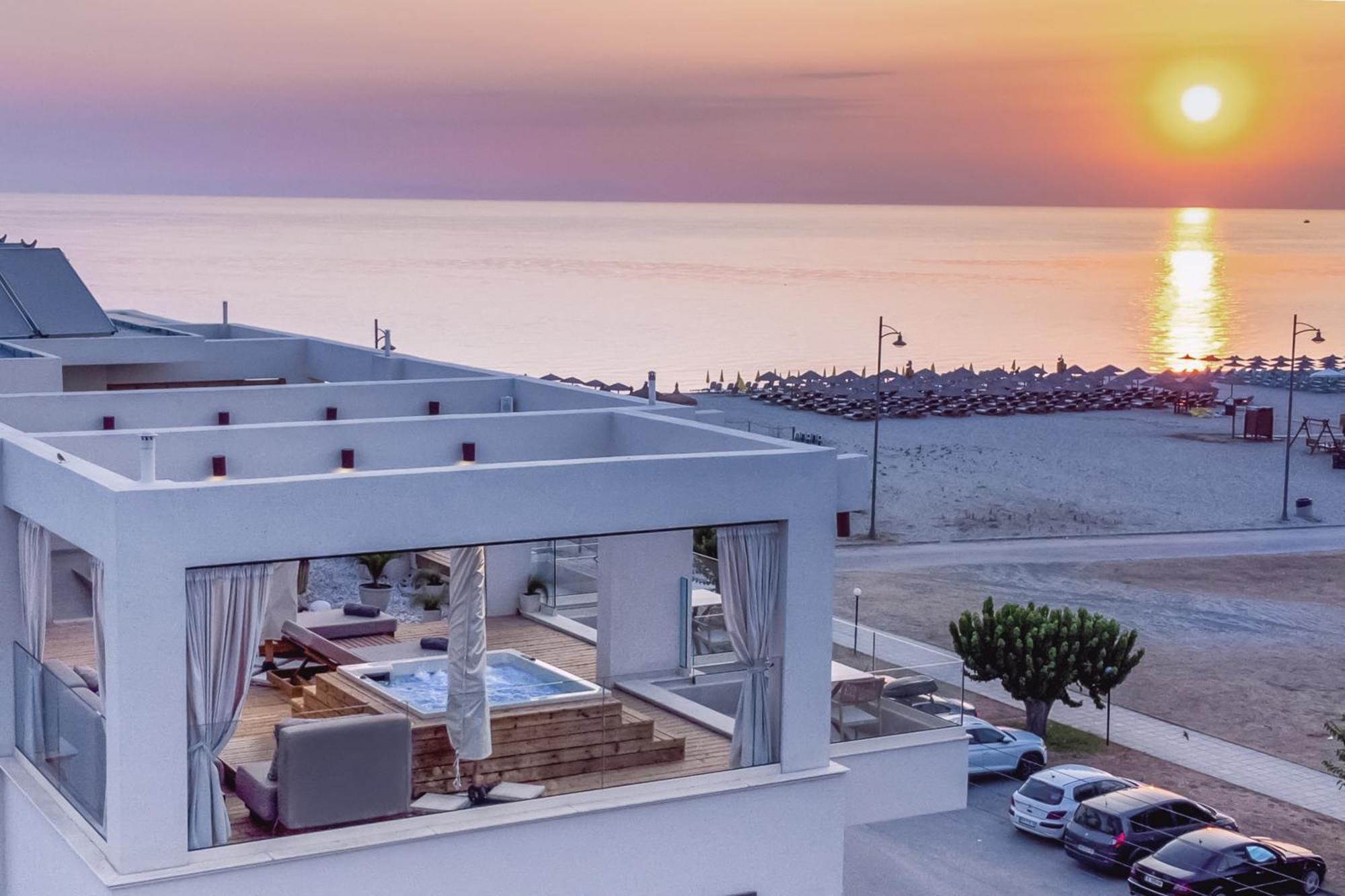 Pantheon Sea View Aparthotel Néoi Póroi Ngoại thất bức ảnh