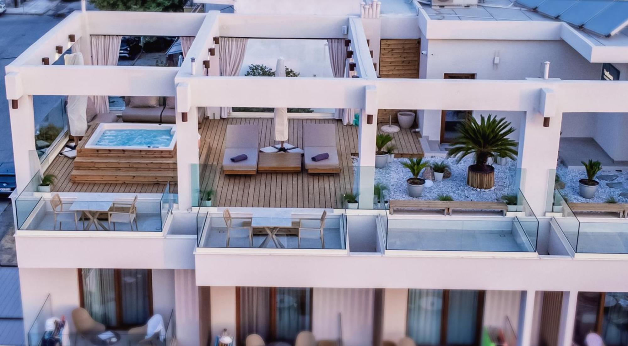 Pantheon Sea View Aparthotel Néoi Póroi Ngoại thất bức ảnh